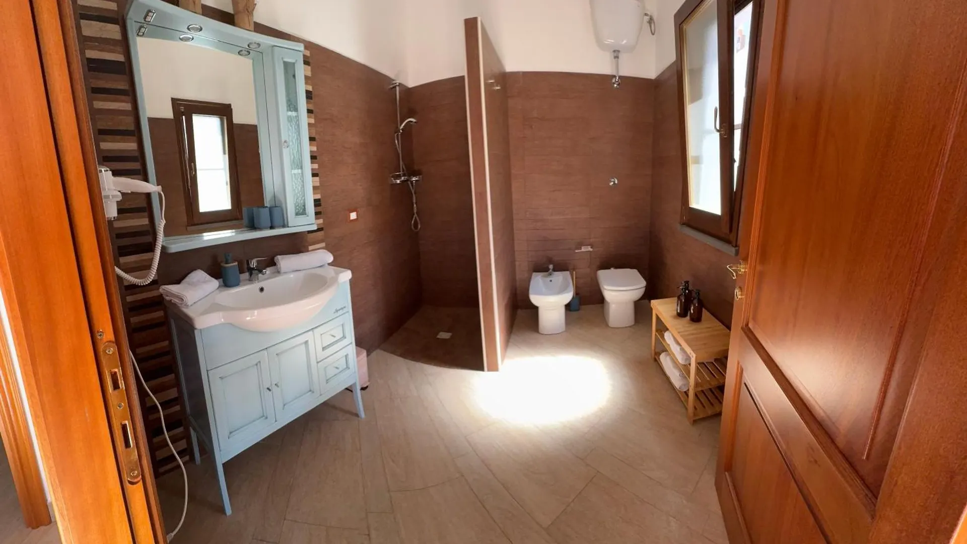 Lugh'E Luna Village Narbolia Italien