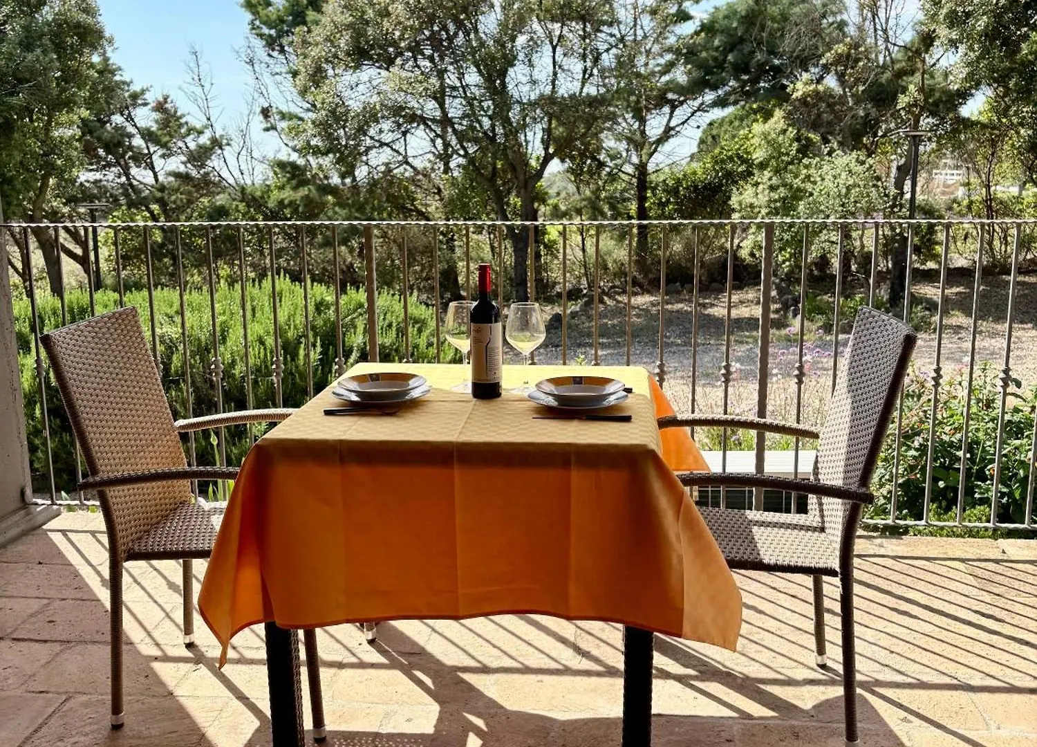 Lugh'E Luna Village Narbolia Hotel