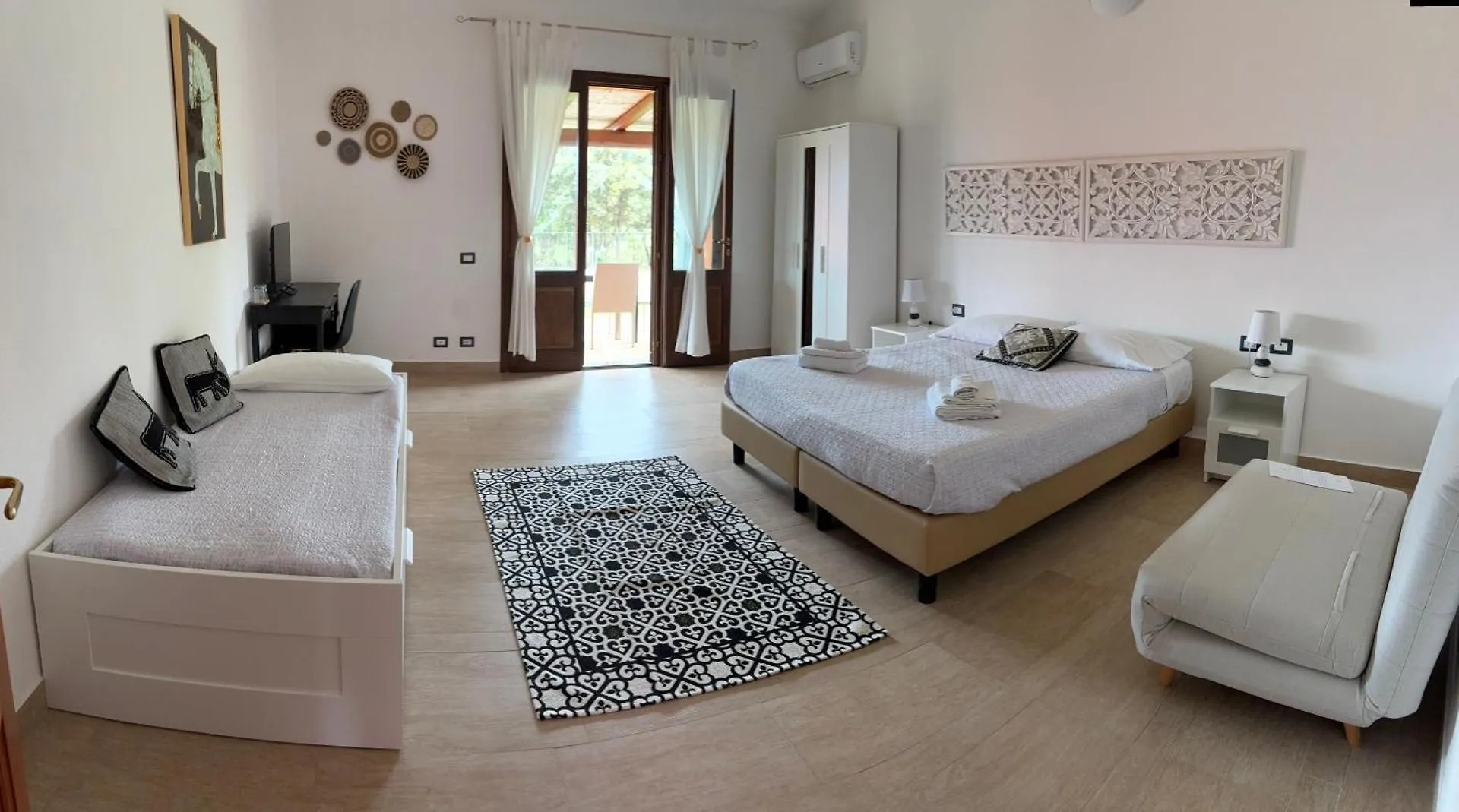 Hotel Lugh'E Luna Village Narbolia