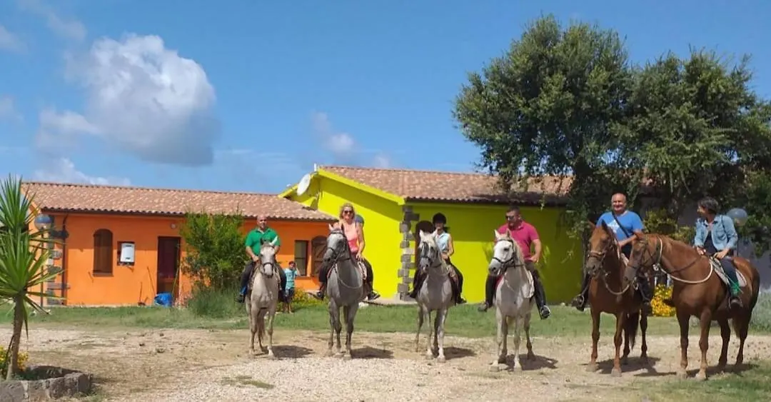 Lugh'e Luna Village Narbolia