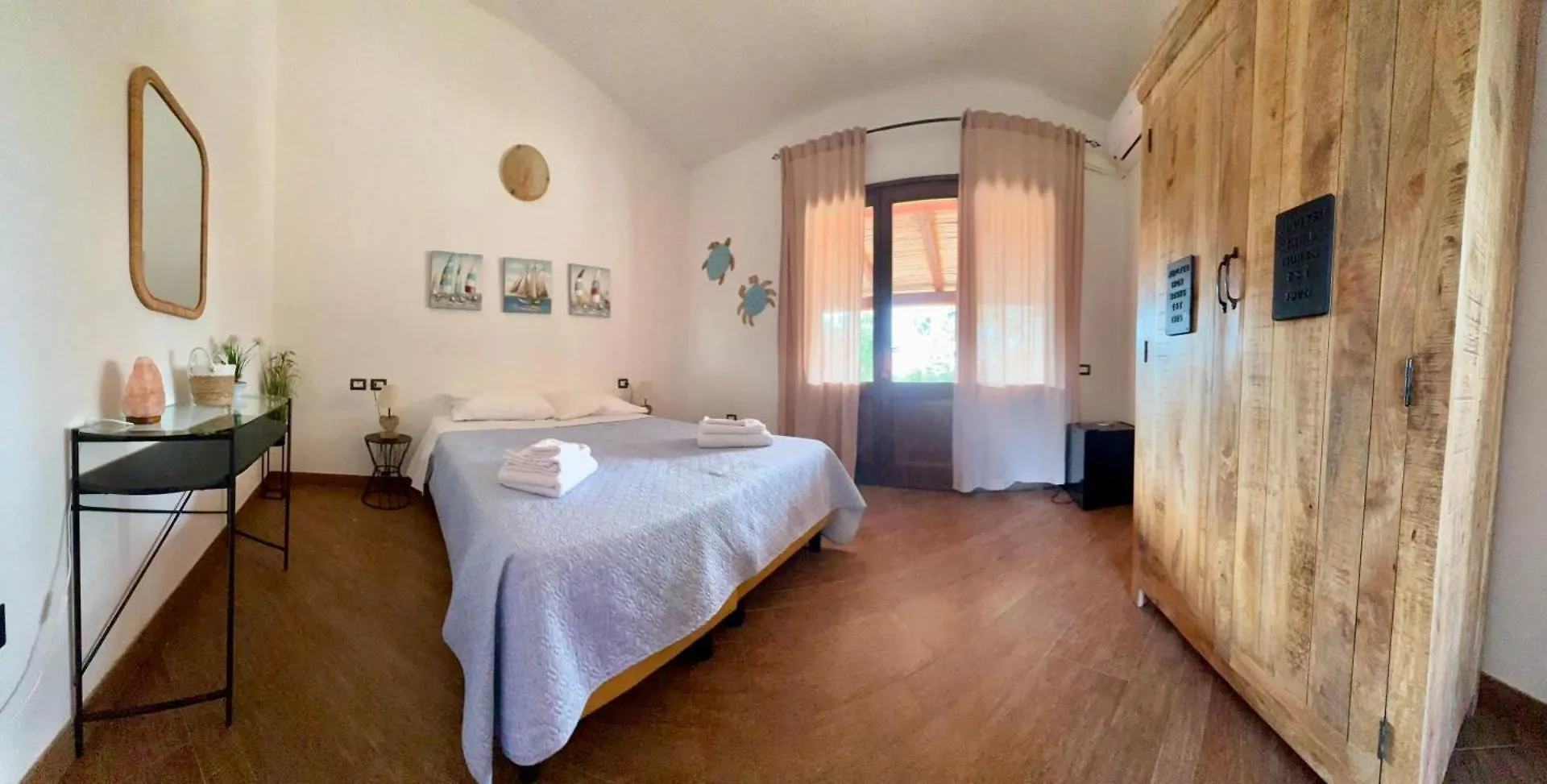 Lugh'E Luna Village Narbolia 0*,